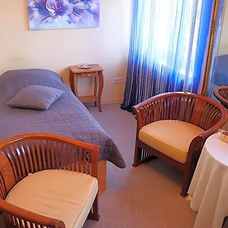 Krone Hotel 2*